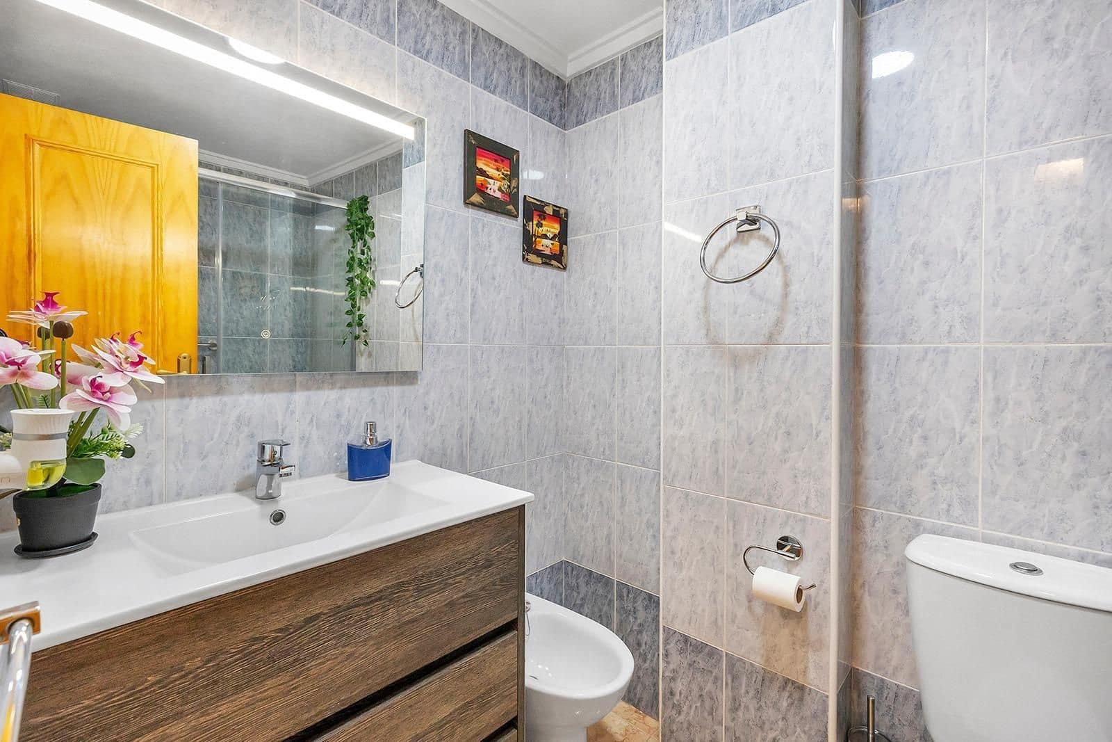2 makuuhuone Asunto myytävänä paikassa Torrevieja mukana uima-altaan - 143 000 € (Ref: 9956290)