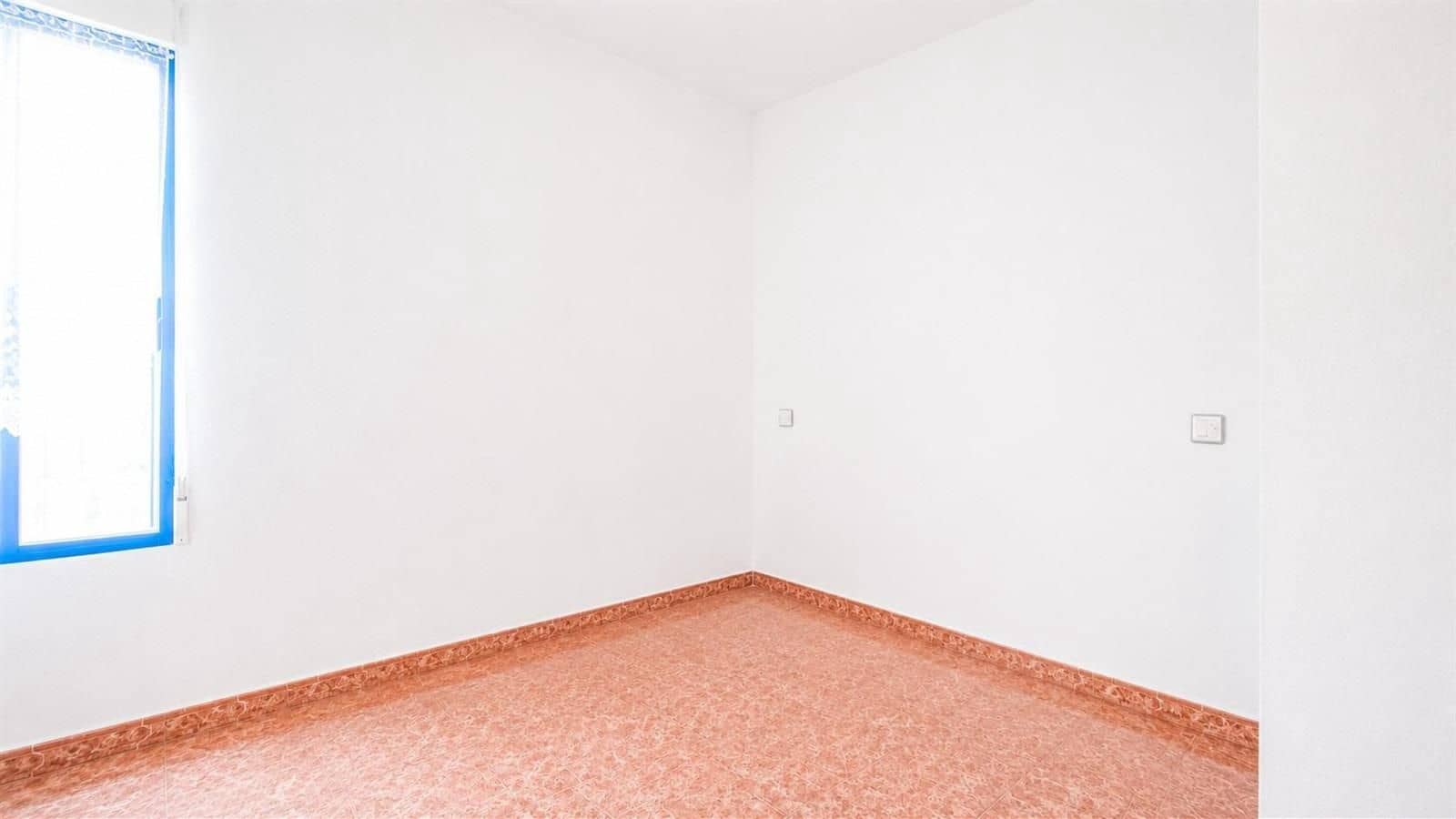 3 soveværelse Lejlighed til salg i Torrevieja - € 127.000 (Ref: 9965590)