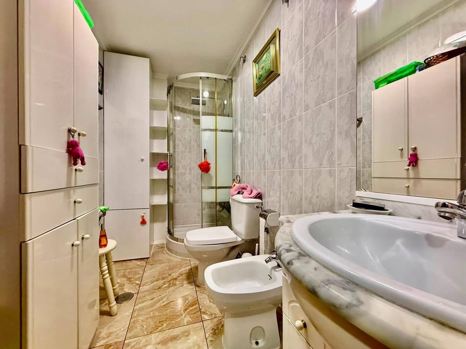 Piso de 2 habitaciones en Torrevieja en venta - 139.000 € (Ref: 9970899)