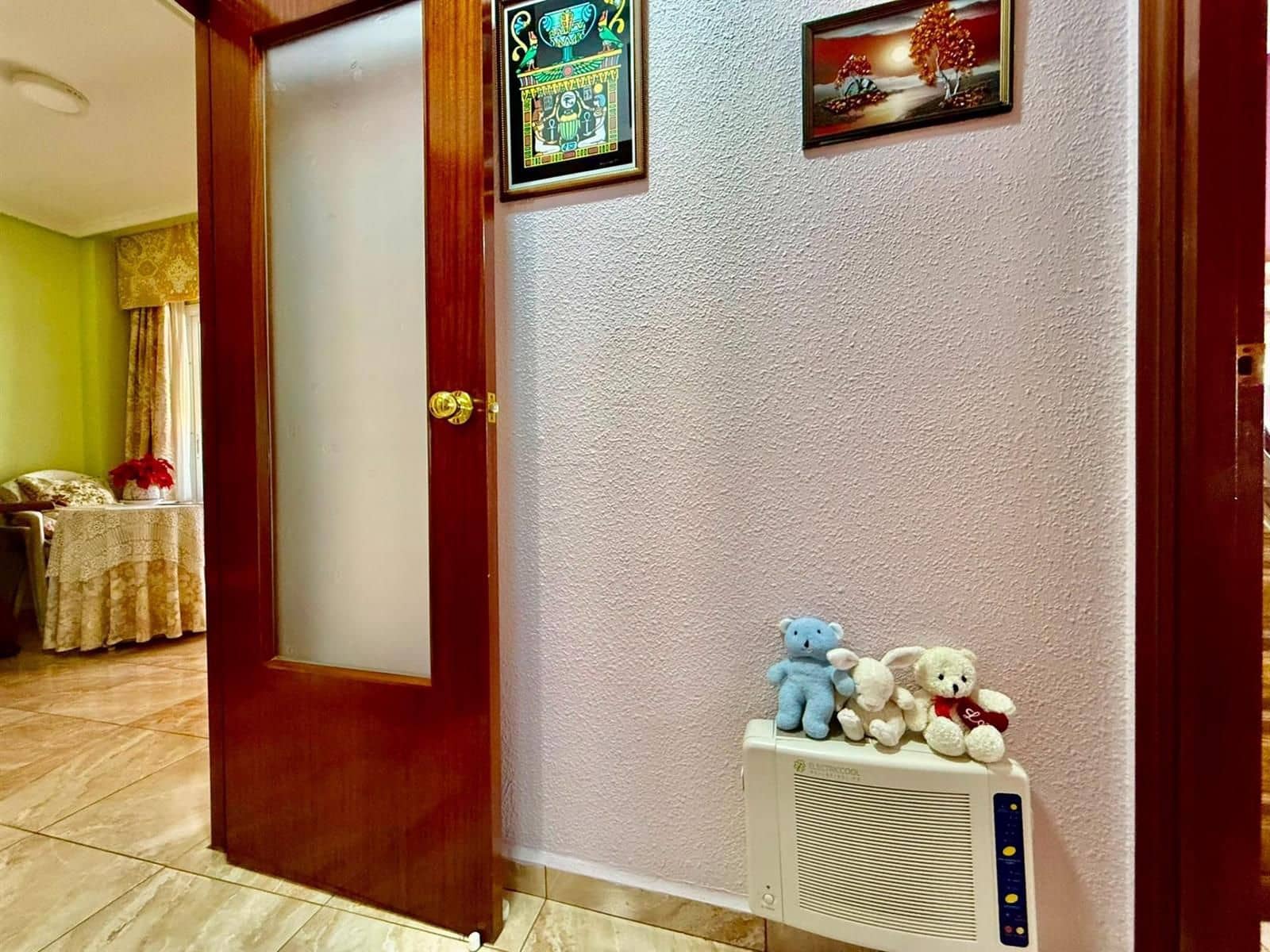 Piso de 2 habitaciones en Torrevieja en venta - 139.000 € (Ref: 9970899)