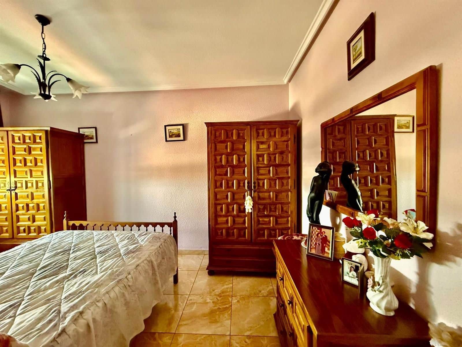 Piso de 2 habitaciones en Torrevieja en venta - 139.000 € (Ref: 9970899)