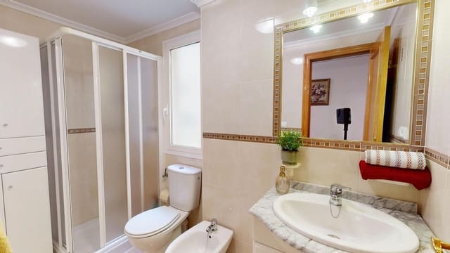 2 quarto Apartamento para venda em Centro - Muelle Pesquero, Torrevieja - 144 900 € (Ref: 9983345)