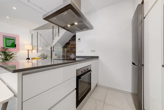 3 soverom Hus til salgs i Filipinas - € 325 000 (Ref: 9983349)