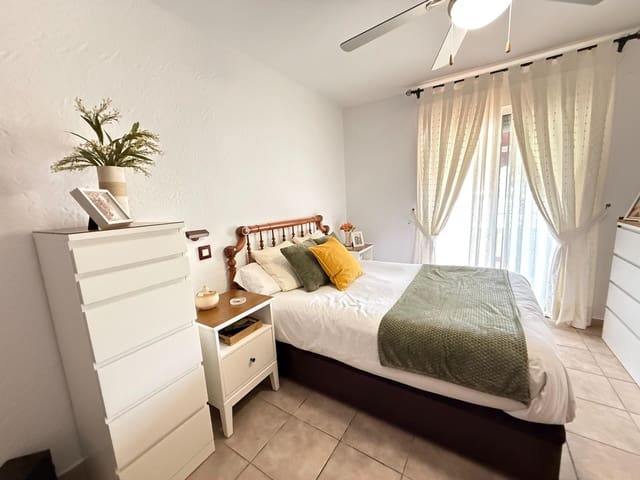 3 soverom Hus til salgs i Los Balcones - Los Altos, Torrevieja - € 320 000 (Ref: 9983355)