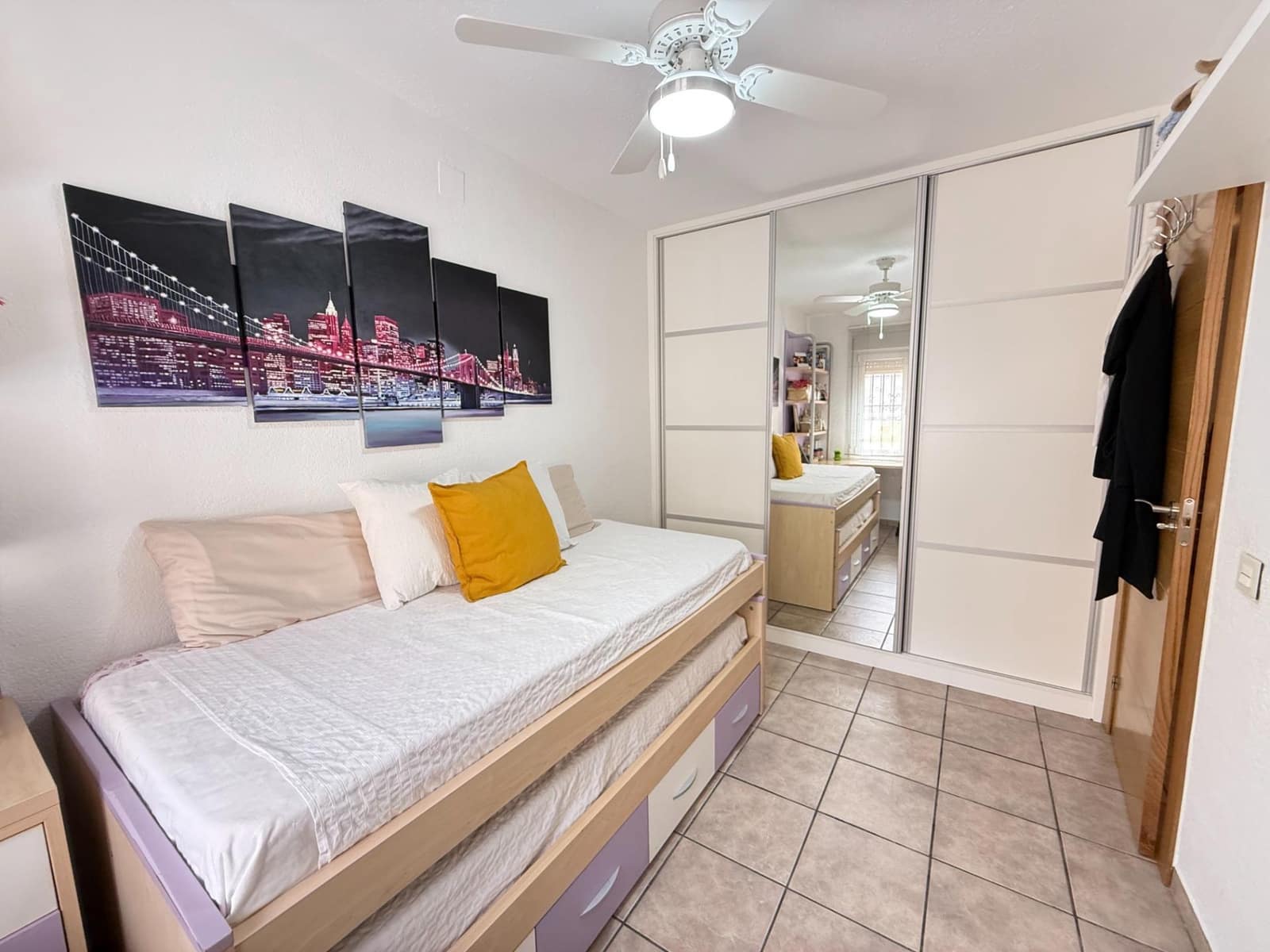 3 bedroom Townhouse for sale in Torrevieja - € 320,000 (Ref: 9983355)