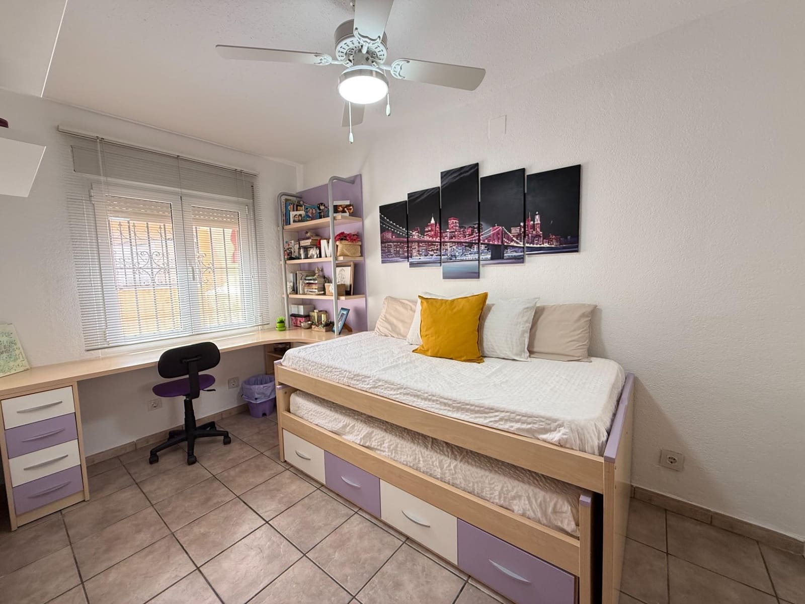 3 bedroom Townhouse for sale in Torrevieja - € 320,000 (Ref: 9983355)