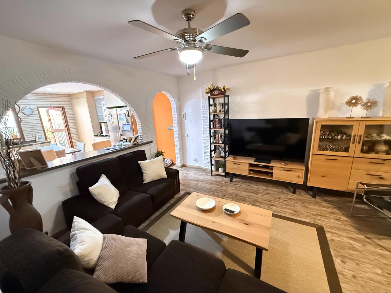 3 bedroom Townhouse for sale in Torrevieja - € 320,000 (Ref: 9983355)