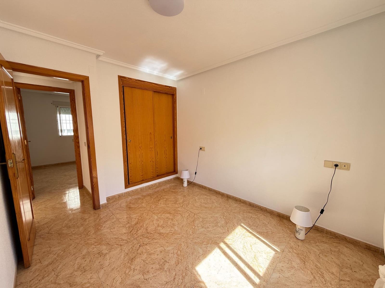 2 slaapkamer Penthouse te koop in Torrevieja - € 136.500 (Ref: 9983359)