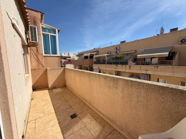 2 slaapkamer Penthouse te koop in Centro - Muelle Pesquero, Torrevieja - € 136.500 (Ref: 9983359)