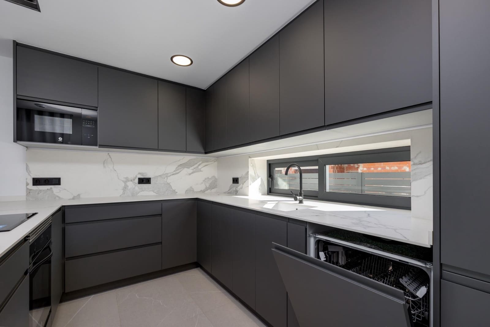 3 soveværelse Villa til salg i Aguas Nuevas - € 595.000 (Ref: 9983364)