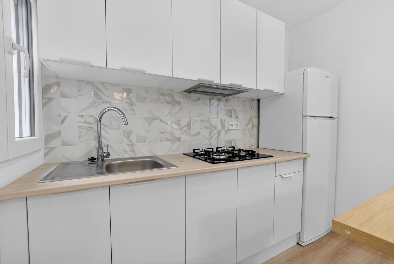 3 bedroom Apartment for sale in Torrevieja - € 130,000 (Ref: 9983381)