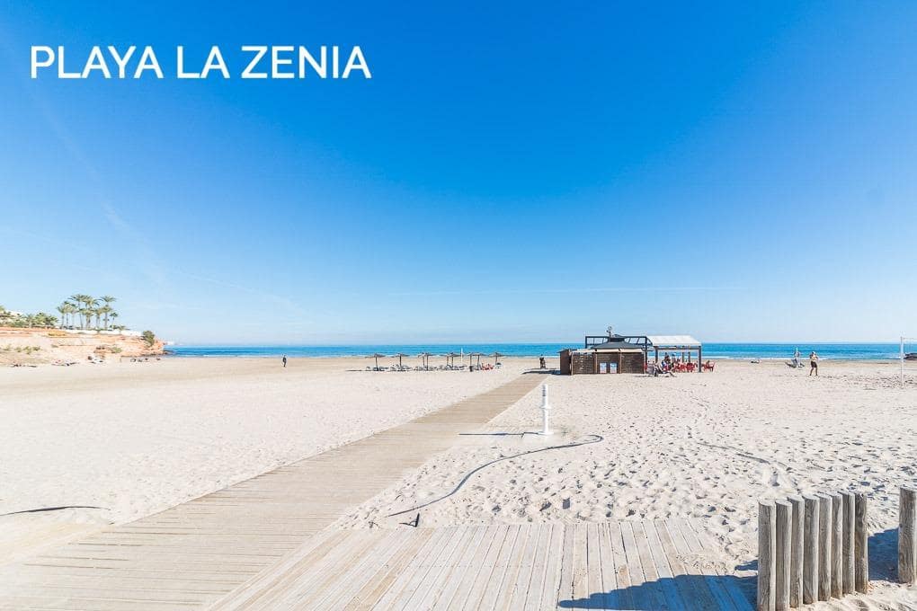 3 soveværelse Semi-Rækkehus til salg i Playa Flamenca - € 297.000 (Ref: 9983384)