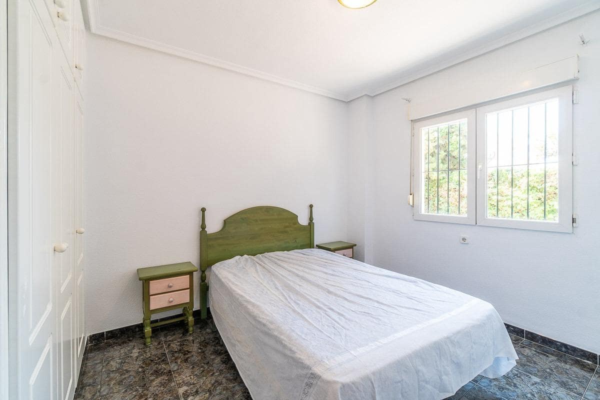 3 soveværelse Semi-Rækkehus til salg i Playa Flamenca - € 297.000 (Ref: 9983384)