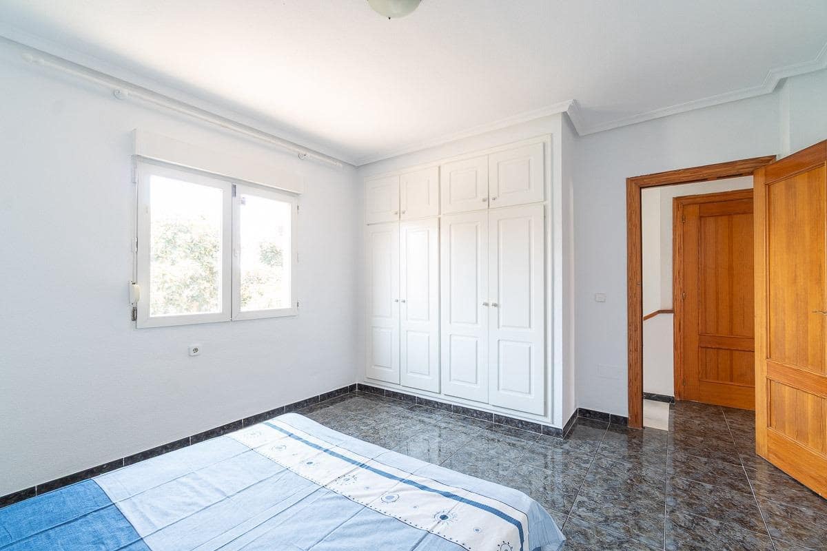 3 soveværelse Semi-Rækkehus til salg i Playa Flamenca - € 297.000 (Ref: 9983384)