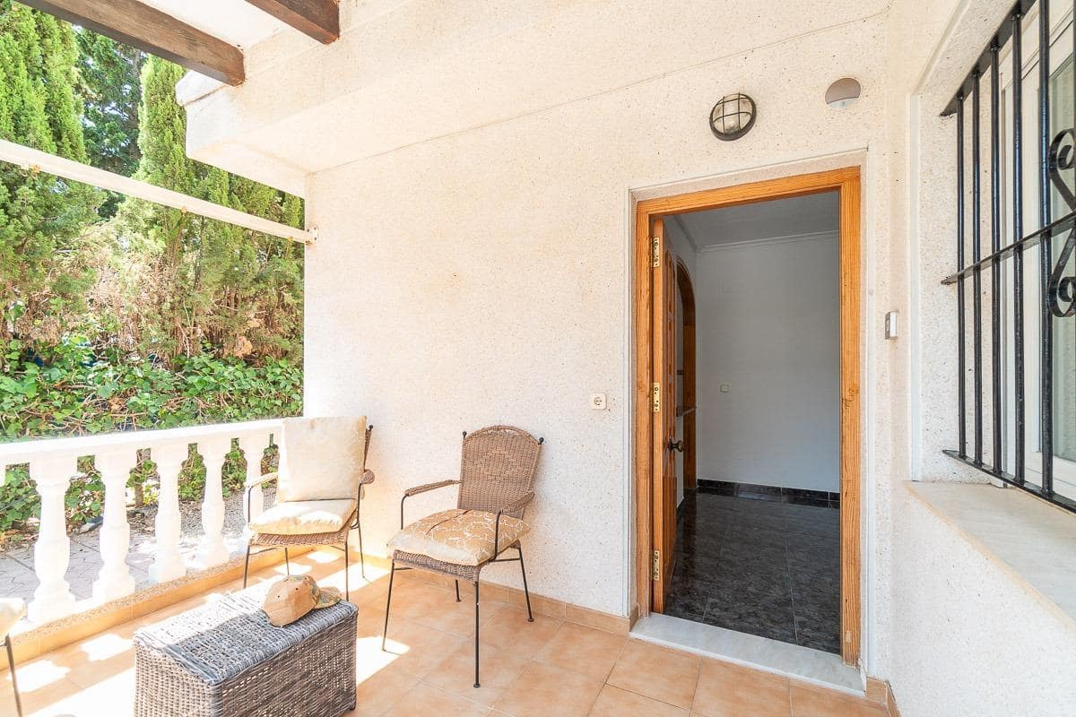 3 soveværelse Semi-Rækkehus til salg i Playa Flamenca - € 297.000 (Ref: 9983384)