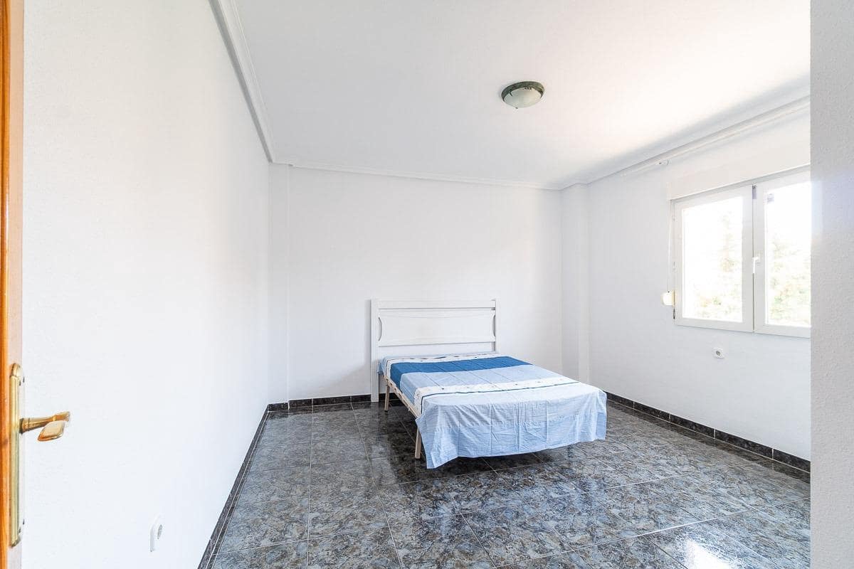 3 soveværelse Semi-Rækkehus til salg i Playa Flamenca - € 297.000 (Ref: 9983384)