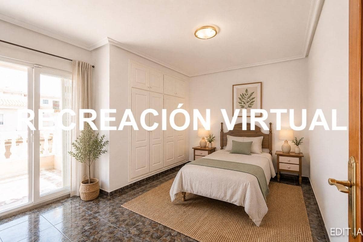3 soveværelse Semi-Rækkehus til salg i Playa Flamenca - € 297.000 (Ref: 9983384)