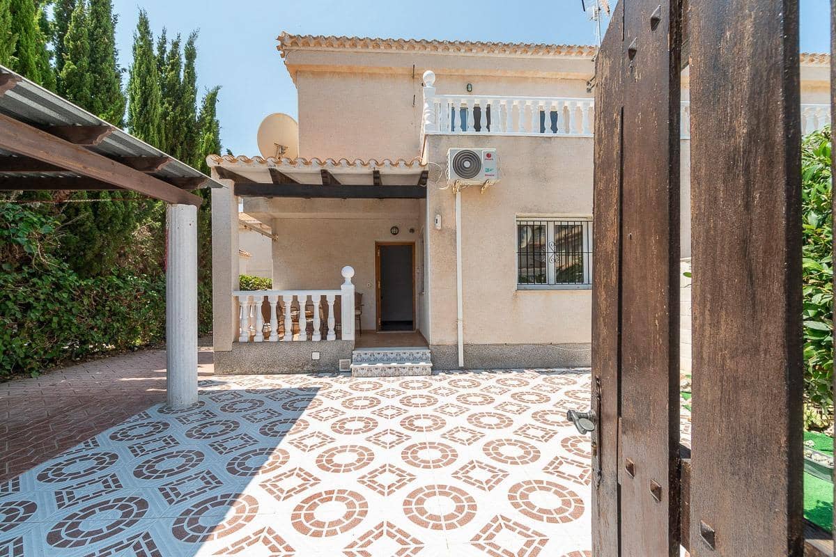 3 soveværelse Semi-Rækkehus til salg i Playa Flamenca - € 297.000 (Ref: 9983384)