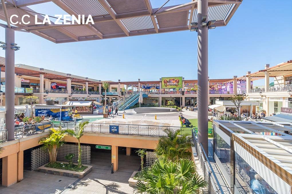 3 soveværelse Semi-Rækkehus til salg i Playa Flamenca - € 297.000 (Ref: 9983384)