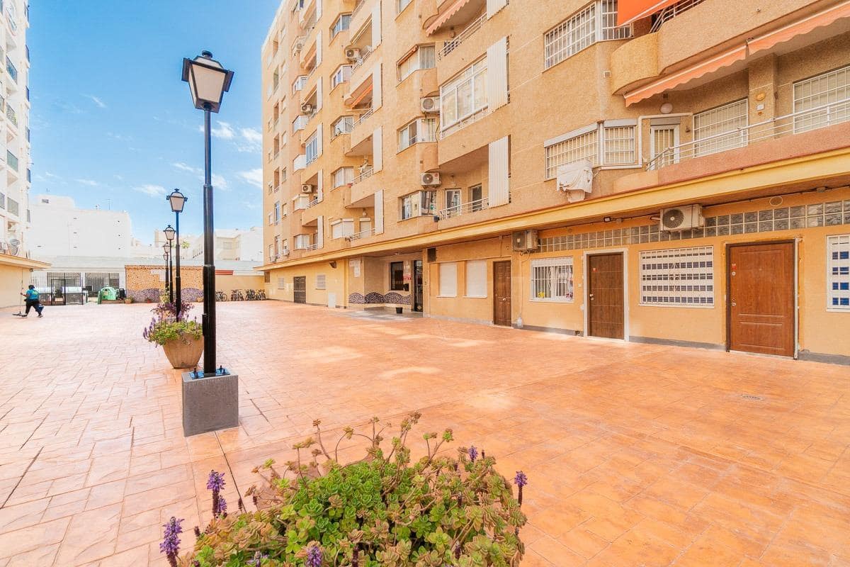 3 slaapkamer Appartement te koop in Torrevieja - € 149.000 (Ref: 9983385)