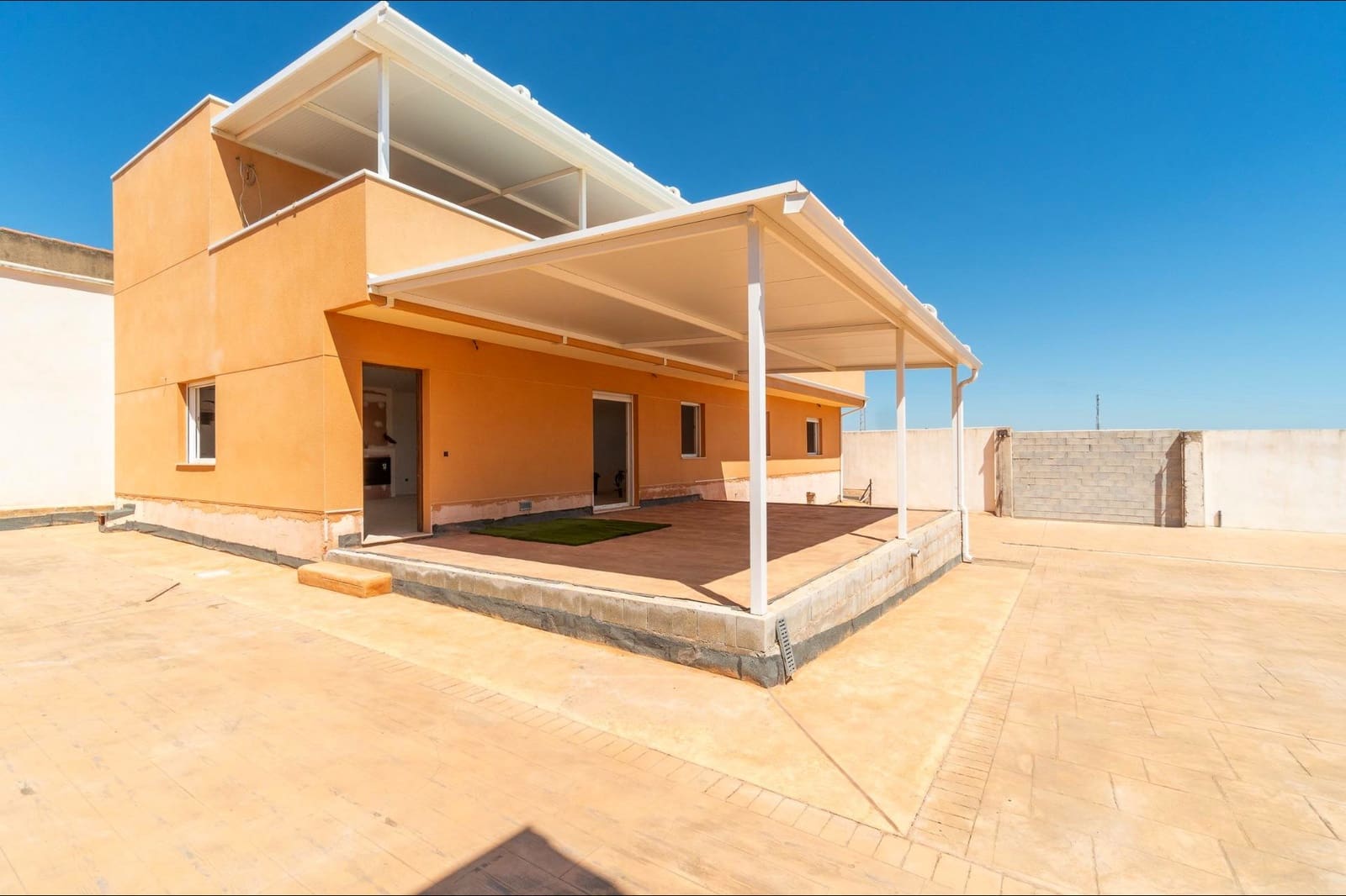 3 slaapkamer Villa te koop in San Miguel de Salinas - € 349.000 (Ref: 9983386)