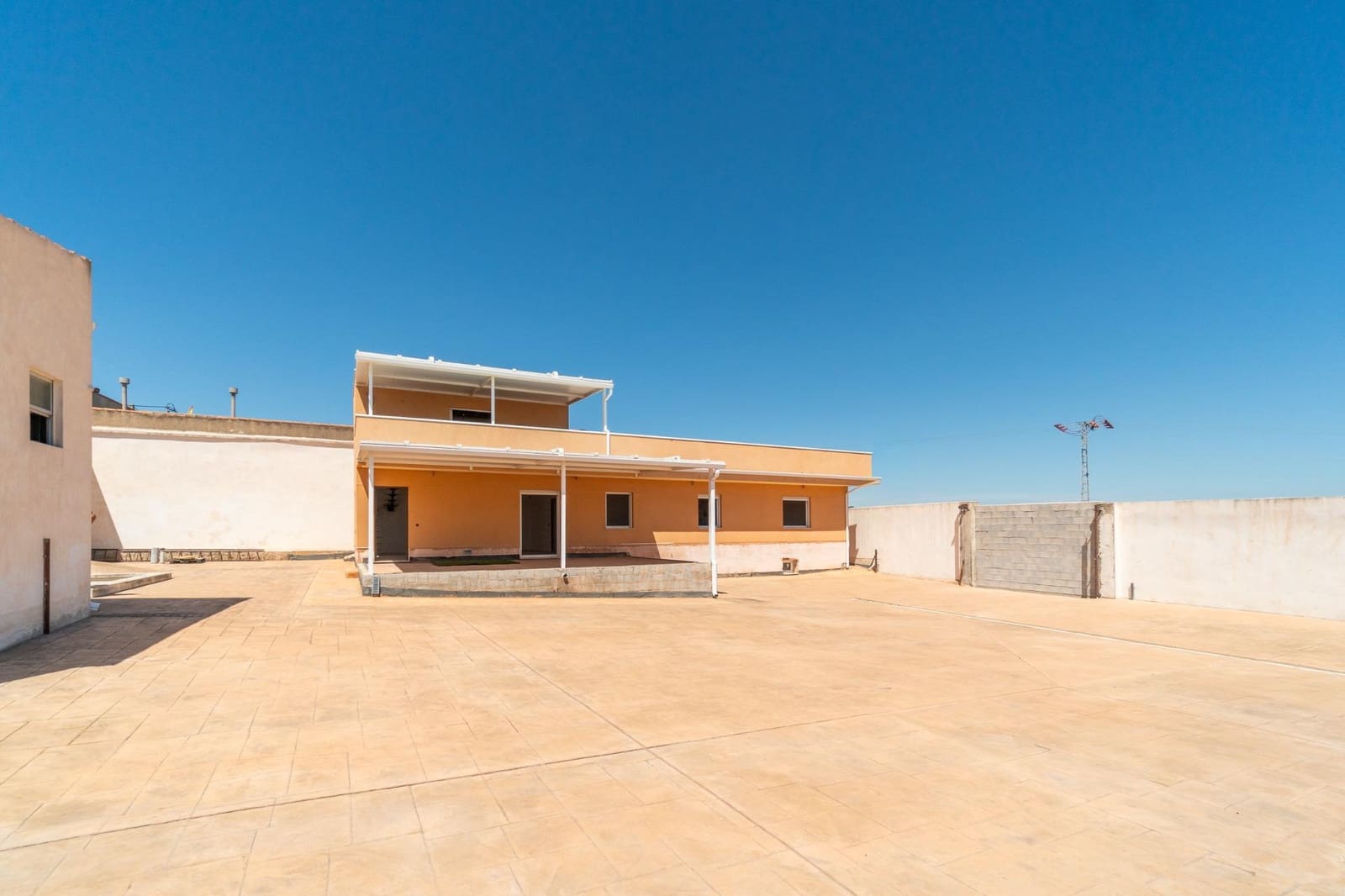 3 slaapkamer Villa te koop in San Miguel de Salinas - € 349.000 (Ref: 9983386)