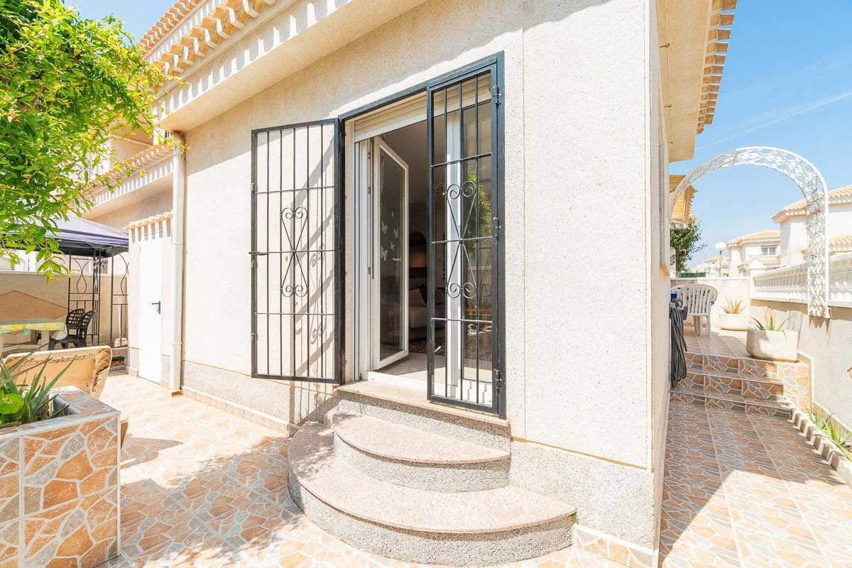 2 slaapkamer Huis te koop in Playa Flamenca - € 264.000 (Ref: 9983388)