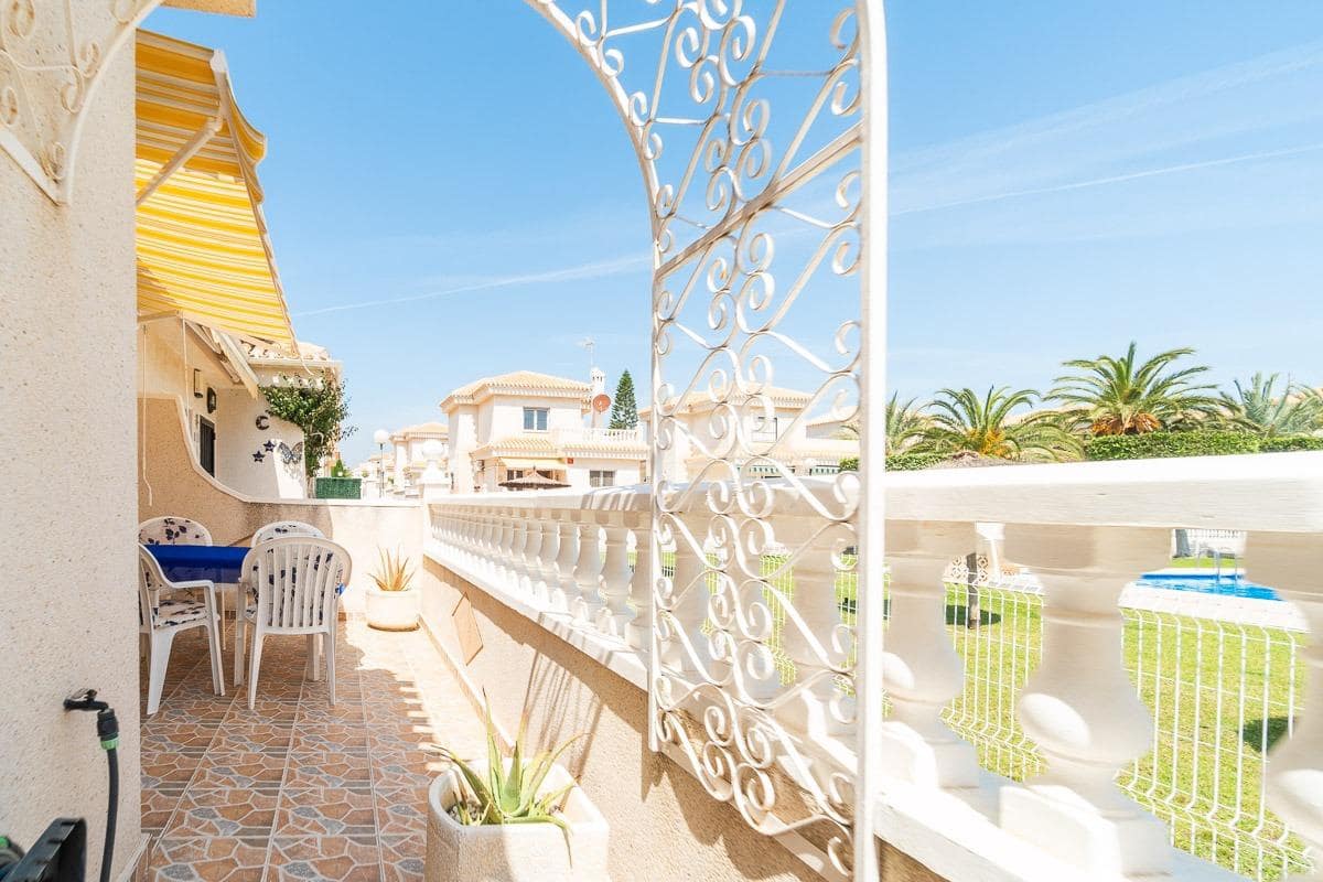 2 slaapkamer Huis te koop in Playa Flamenca - € 264.000 (Ref: 9983388)