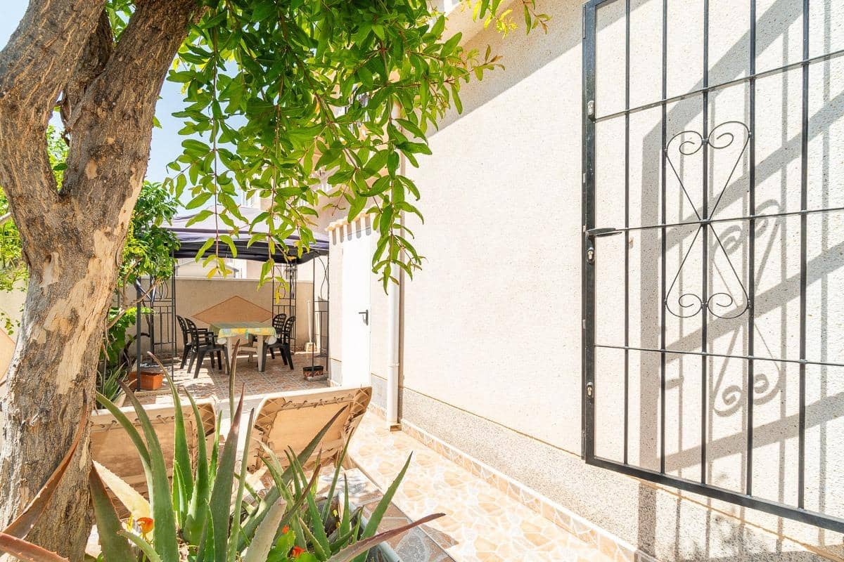 2 slaapkamer Huis te koop in Playa Flamenca - € 264.000 (Ref: 9983388)