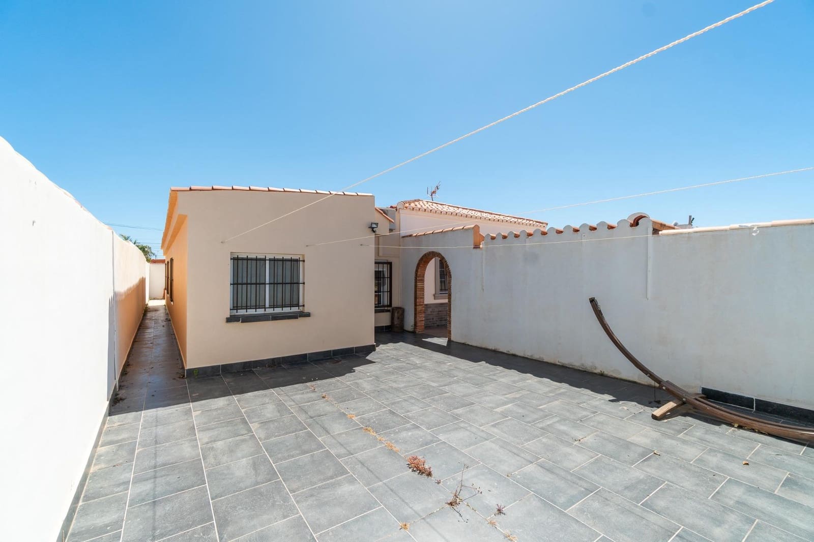 4 Zimmer Villa zu verkaufen in Torrevieja - 530.000 € (Ref: 9983389)