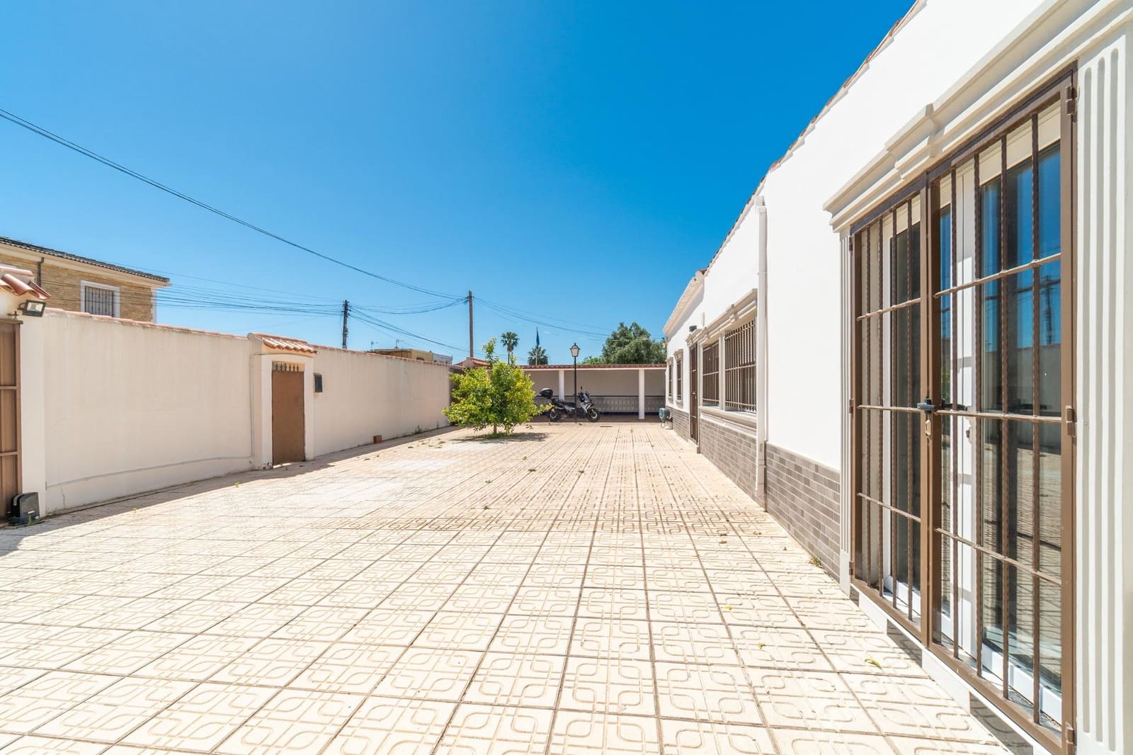 4 Zimmer Villa zu verkaufen in Torrevieja - 530.000 € (Ref: 9983389)