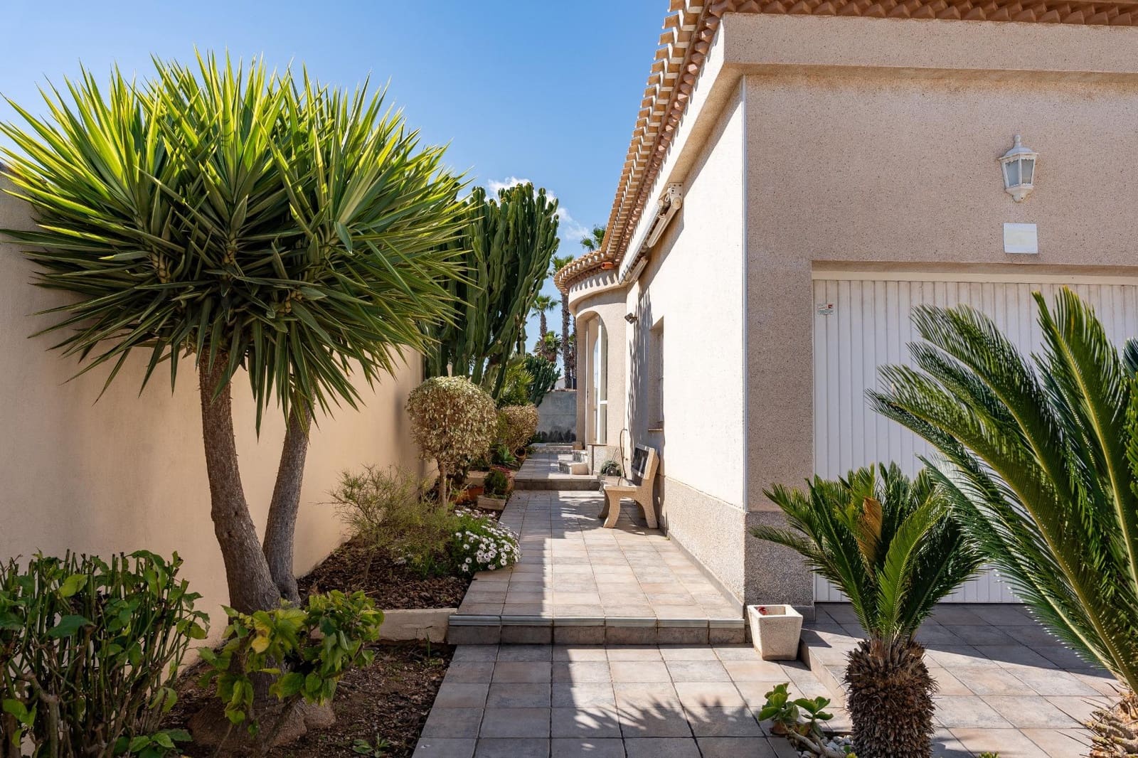 3 soverom Villa til salgs i Playa Flamenca - € 560 000 (Ref: 9983392)