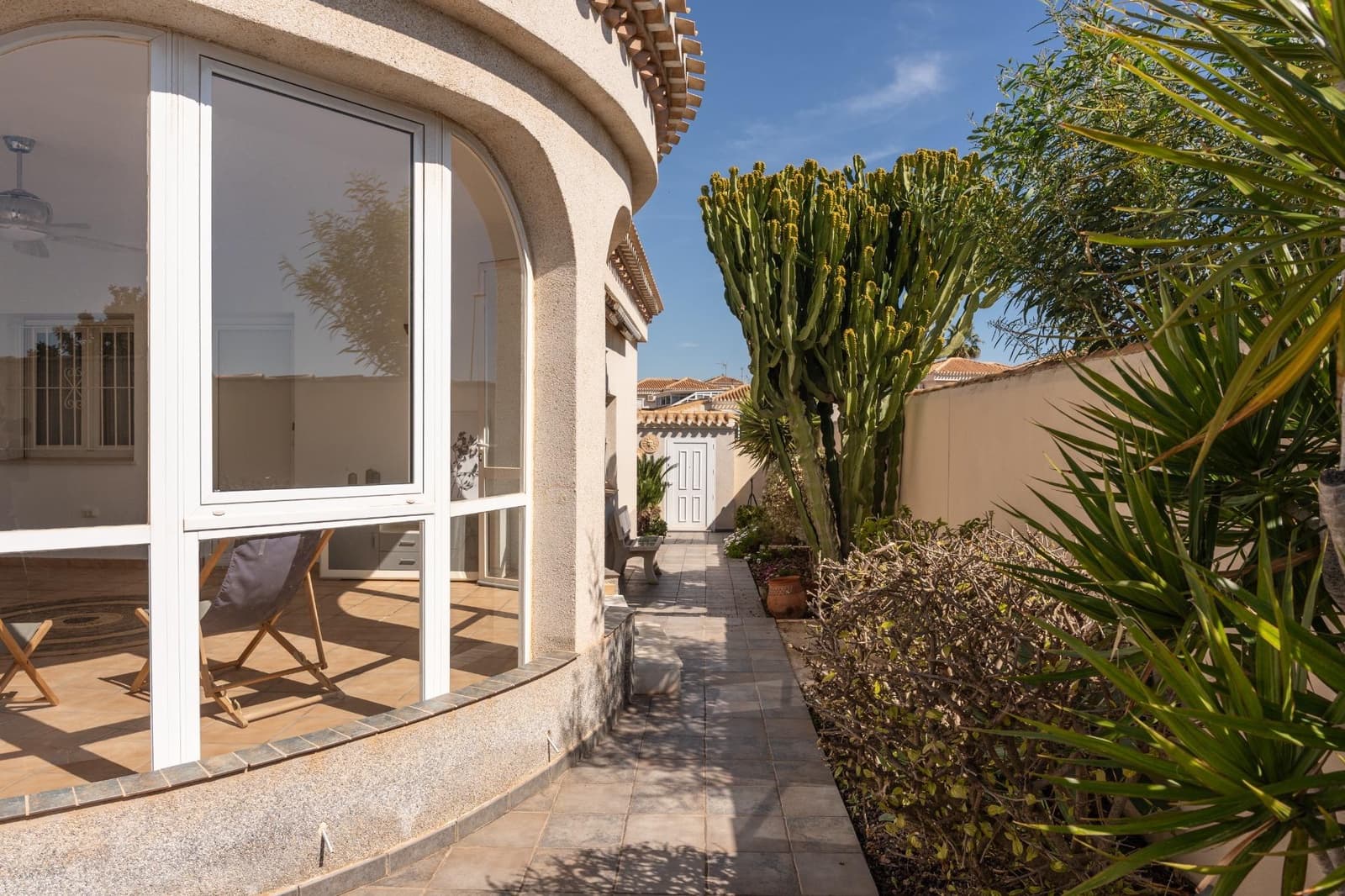 3 soverom Villa til salgs i Playa Flamenca - € 560 000 (Ref: 9983392)