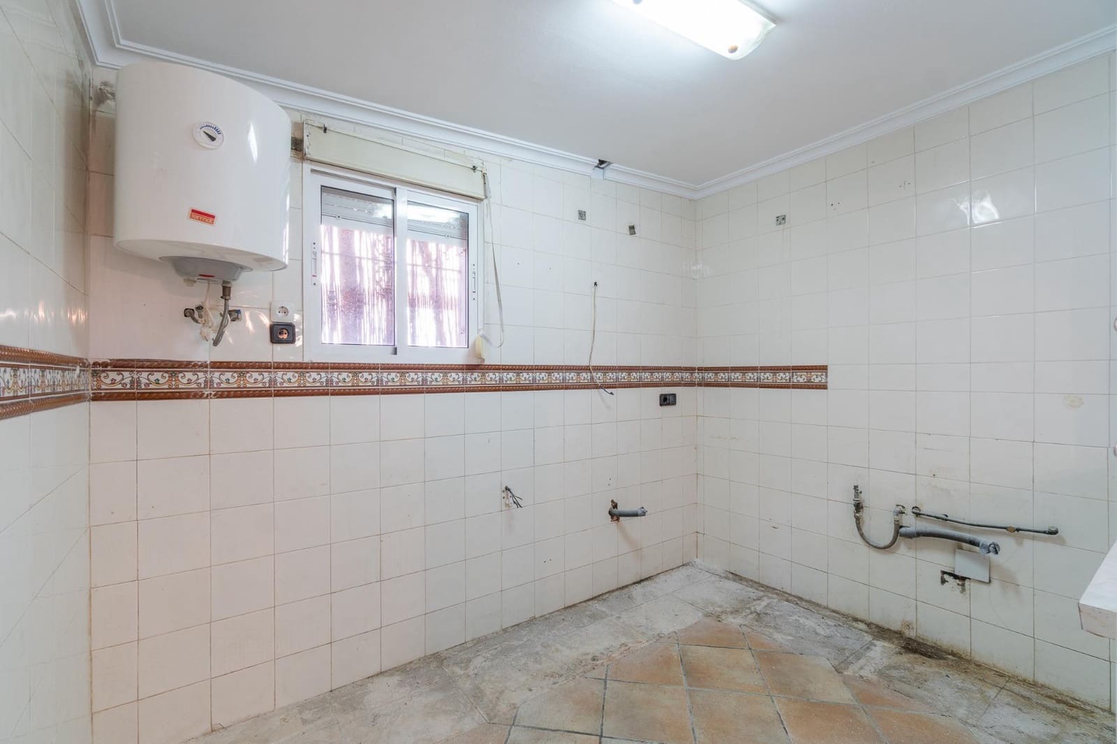 4 bedroom Villa for sale in Torrevieja - € 449,000 (Ref: 9983393)