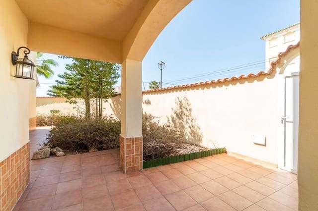 4 soveværelse Villa til salg i La Mata, Torrevieja - € 859.000 (Ref: 9983394)