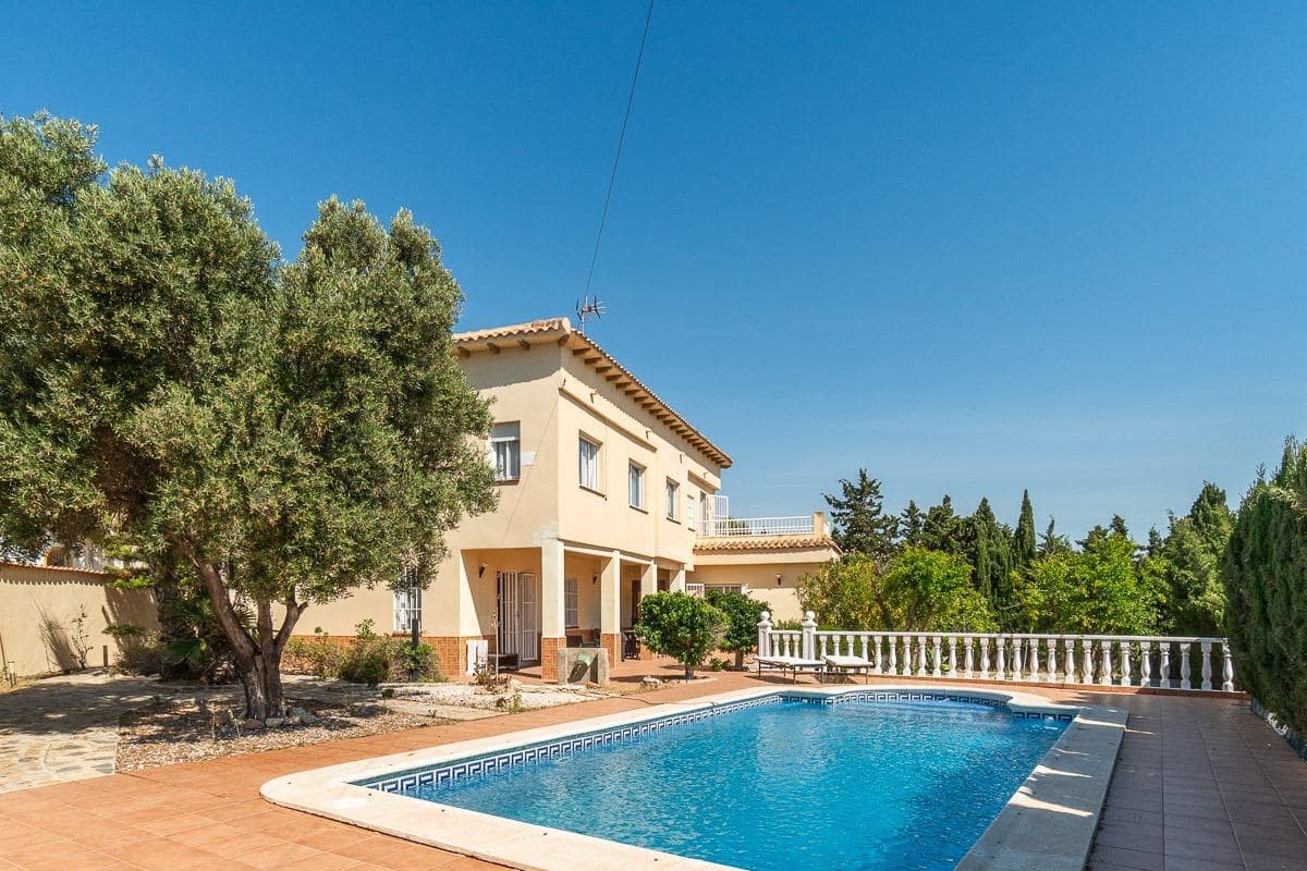 4 soveværelse Villa til salg i La Mata - € 859.000 (Ref: 9983394)