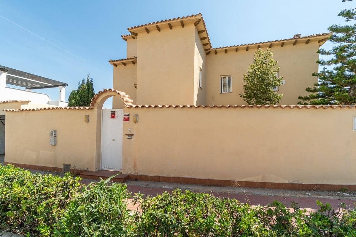 4 soveværelse Villa til salg i La Mata - € 859.000 (Ref: 9983394)