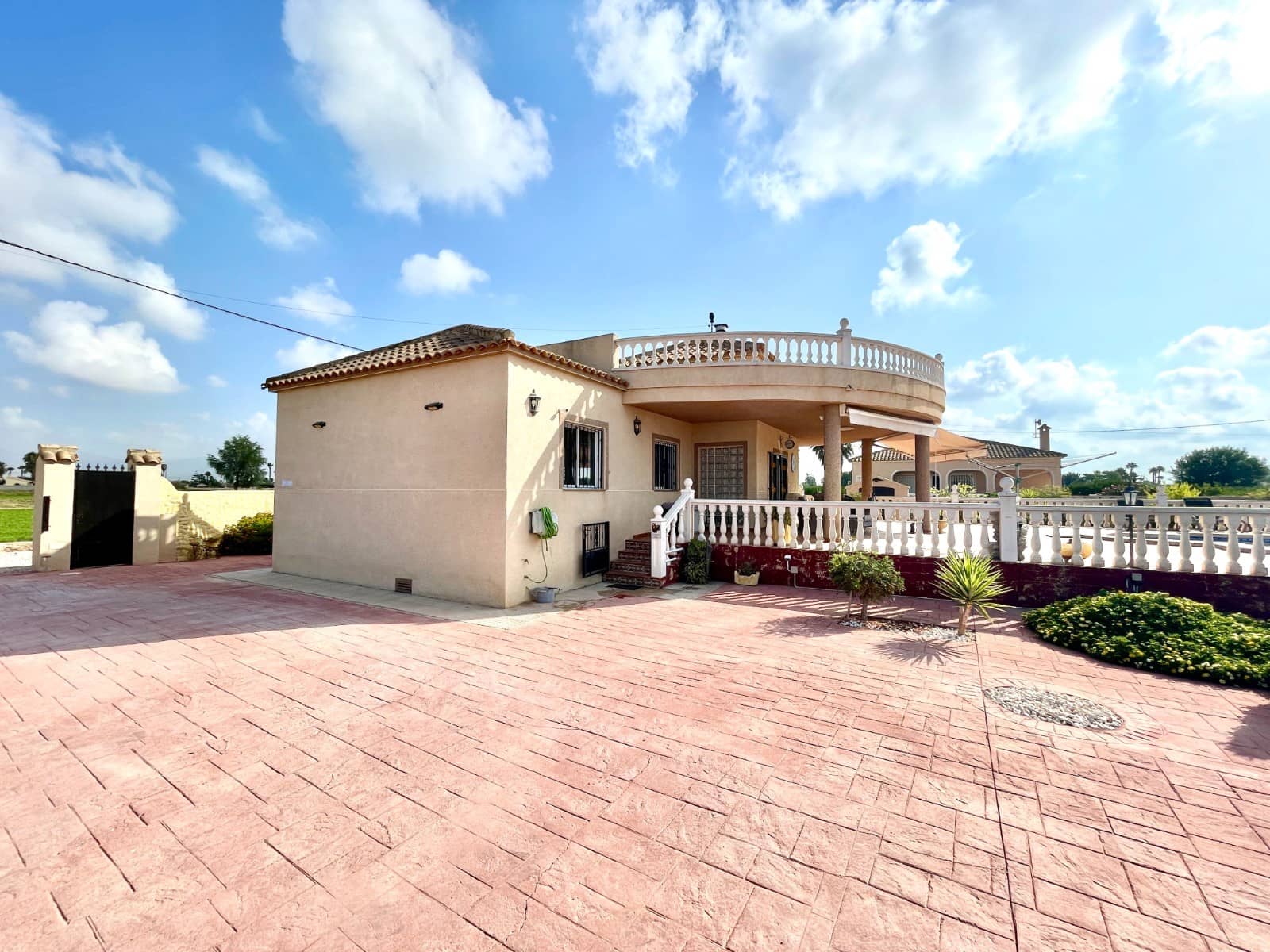 3 soverom Villa til salgs i Catral - € 390 000 (Ref: 9983397)