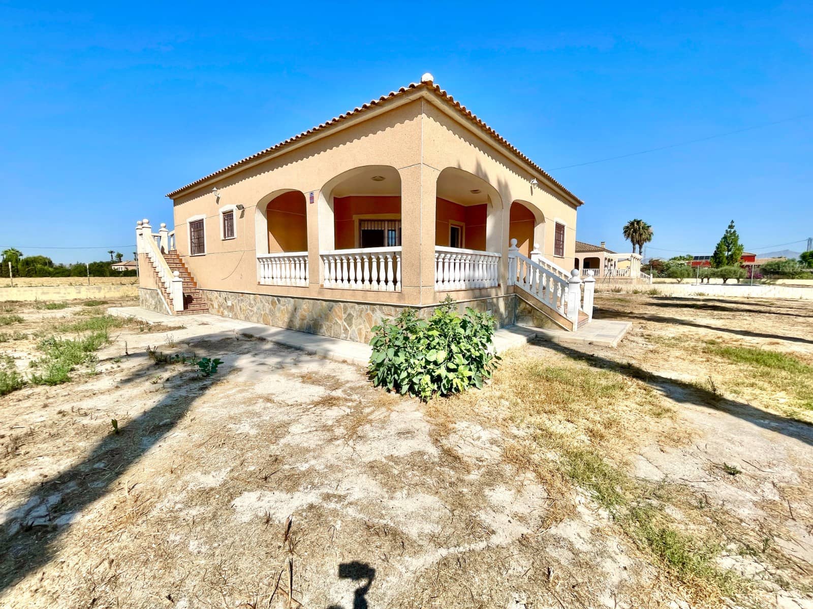 4 soveværelse Villa til salg i Catral - € 630.000 (Ref: 9983398)