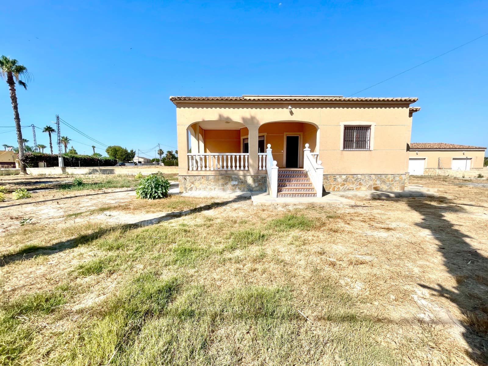 4 soveværelse Villa til salg i Catral - € 630.000 (Ref: 9983398)