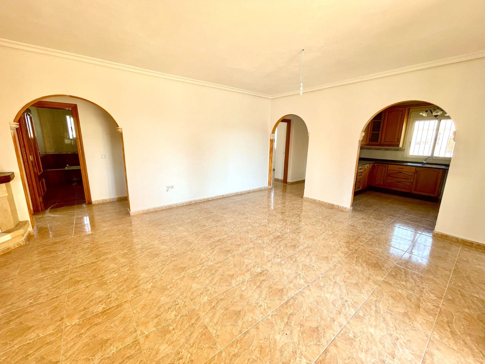 4 soveværelse Villa til salg i Catral - € 630.000 (Ref: 9983398)