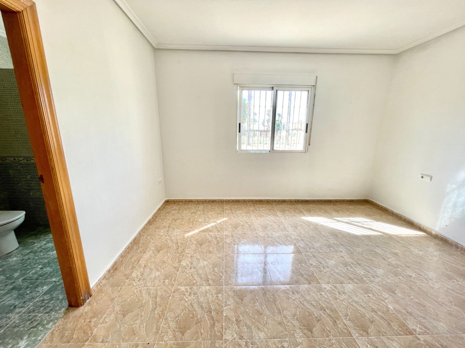 4 soveværelse Villa til salg i Catral - € 630.000 (Ref: 9983398)