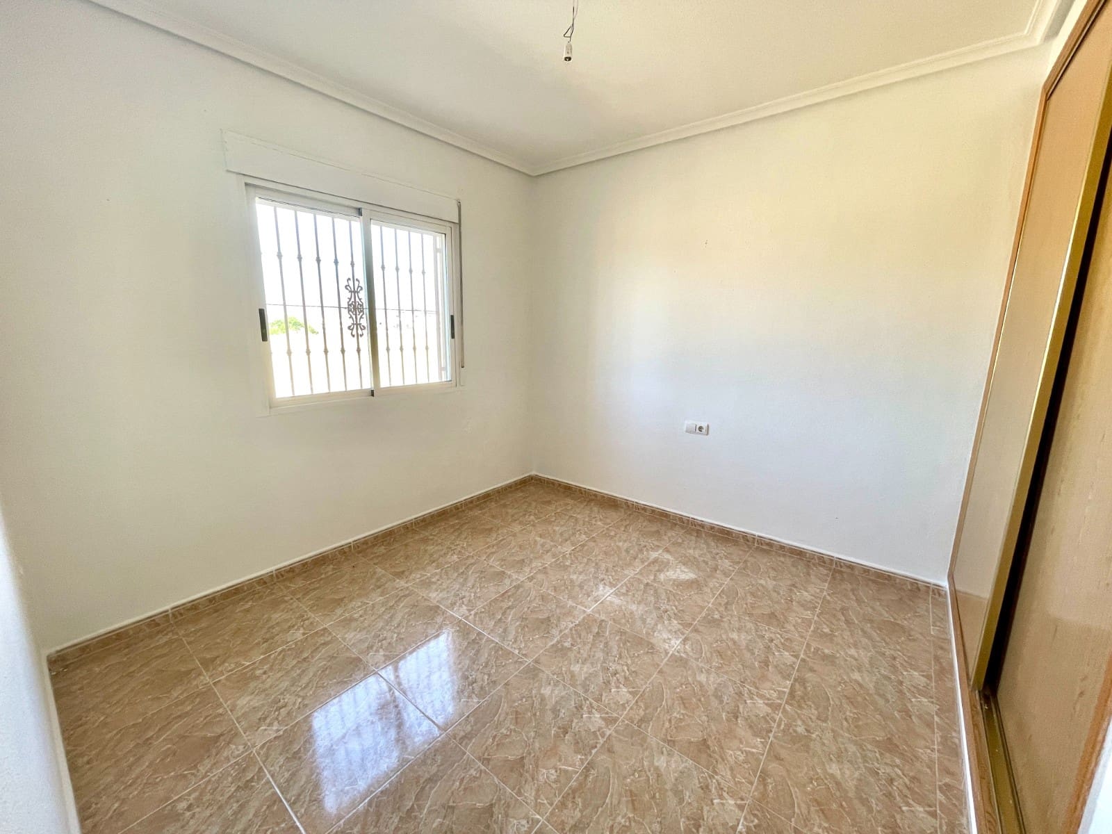 4 soveværelse Villa til salg i Catral - € 630.000 (Ref: 9983398)