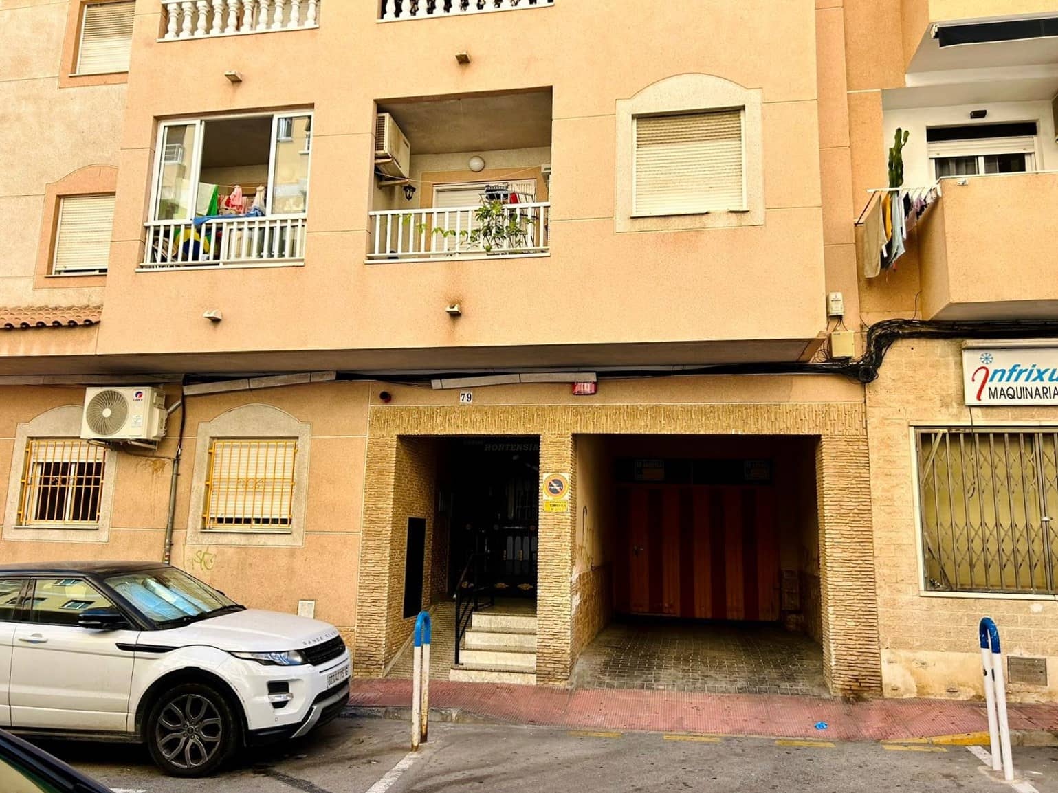 2 bedroom Apartment for sale in Torrevieja - € 136,500 (Ref: 9983399)