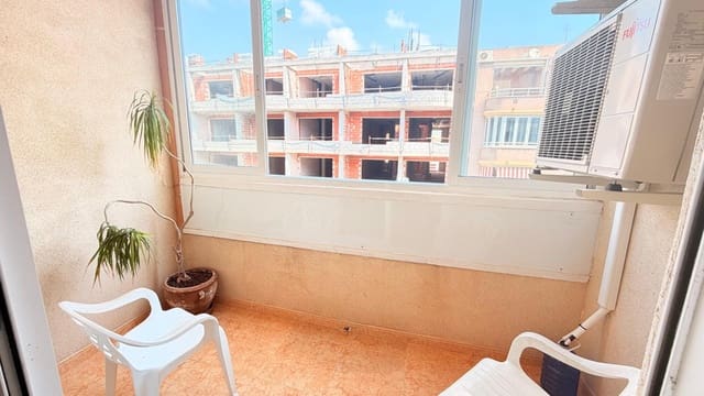 2 quarto Apartamento para venda em Avenida Habaneras - Curva de Palangre, Torrevieja - 149 900 € (Ref: 9983401)