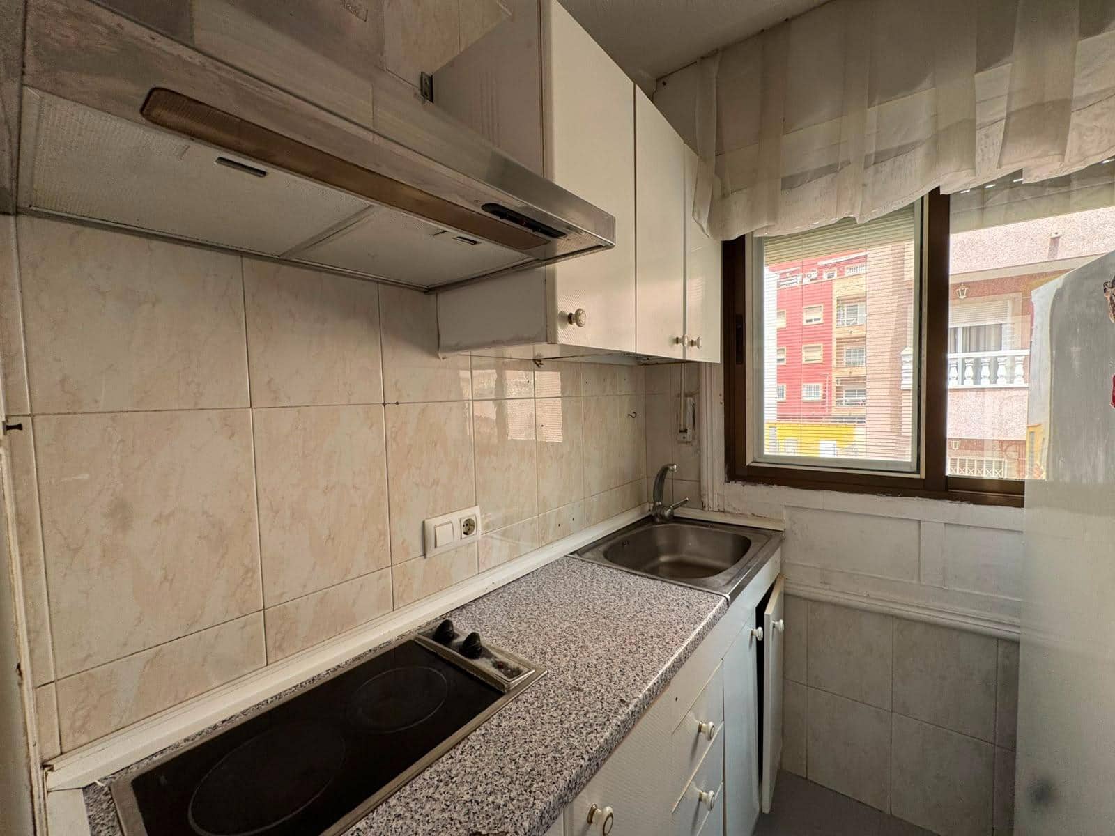 Apartment zu verkaufen in Torrevieja - 89.900 € (Ref: 9983402)