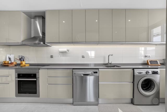 3 makuuhuone Huoneisto myytävänä paikassa Los Europeos, Torrevieja - 359 000 € (Ref: 9983405)