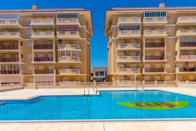 3 makuuhuone Huoneisto myytävänä paikassa Los Europeos, Torrevieja - 359 000 € (Ref: 9983405)