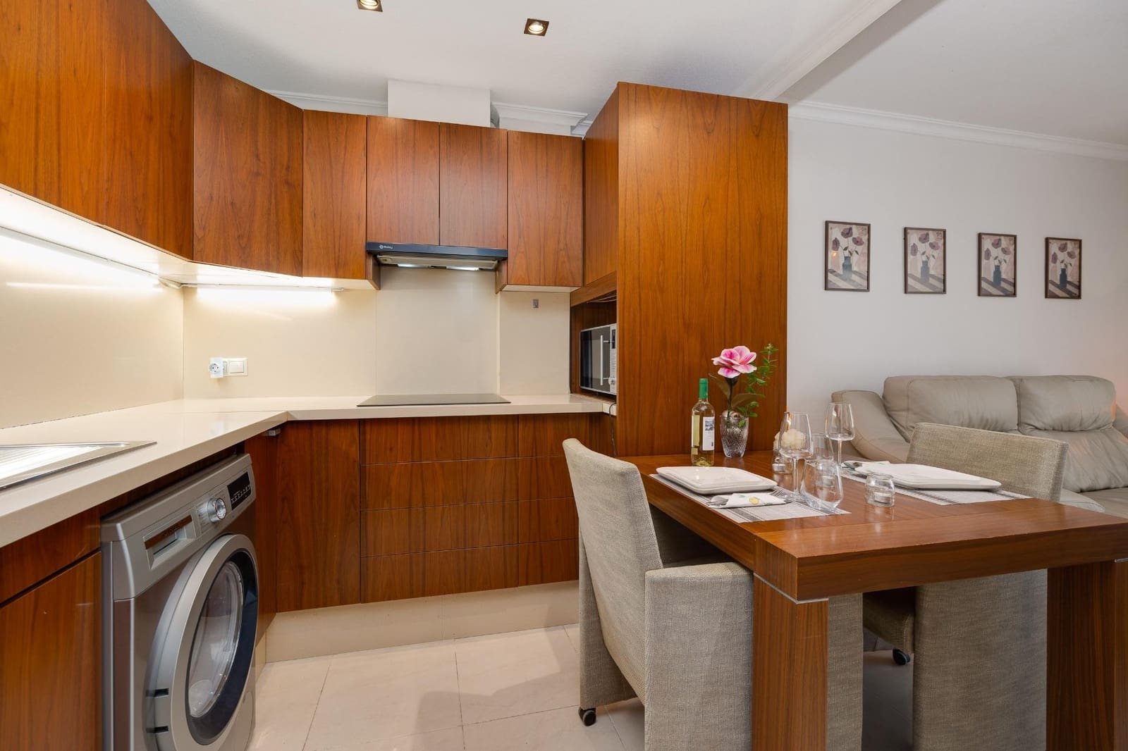 2 bedroom Apartment for sale in Torrevieja - € 169,900 (Ref: 9983412)