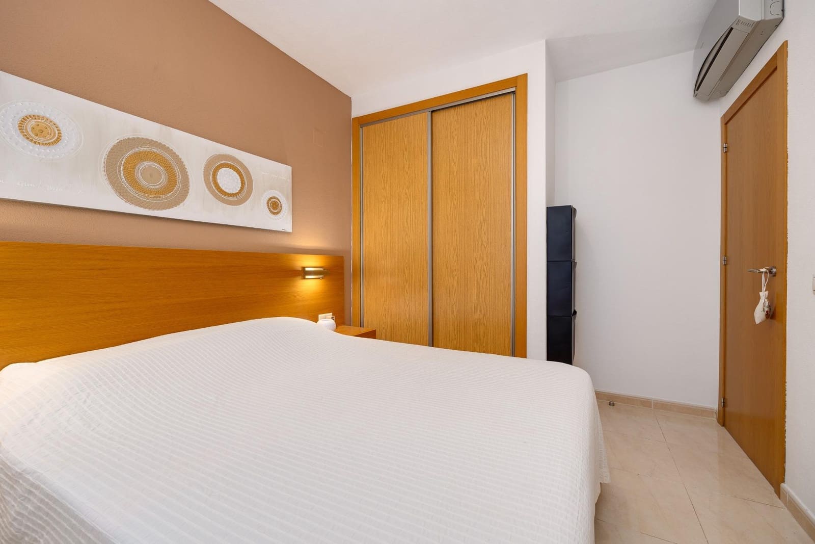 2 bedroom Apartment for sale in Torrevieja - € 169,900 (Ref: 9983412)